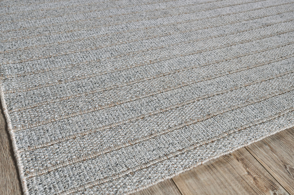 Nova Indoor / Outdoor