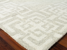 Caprice Geo Border