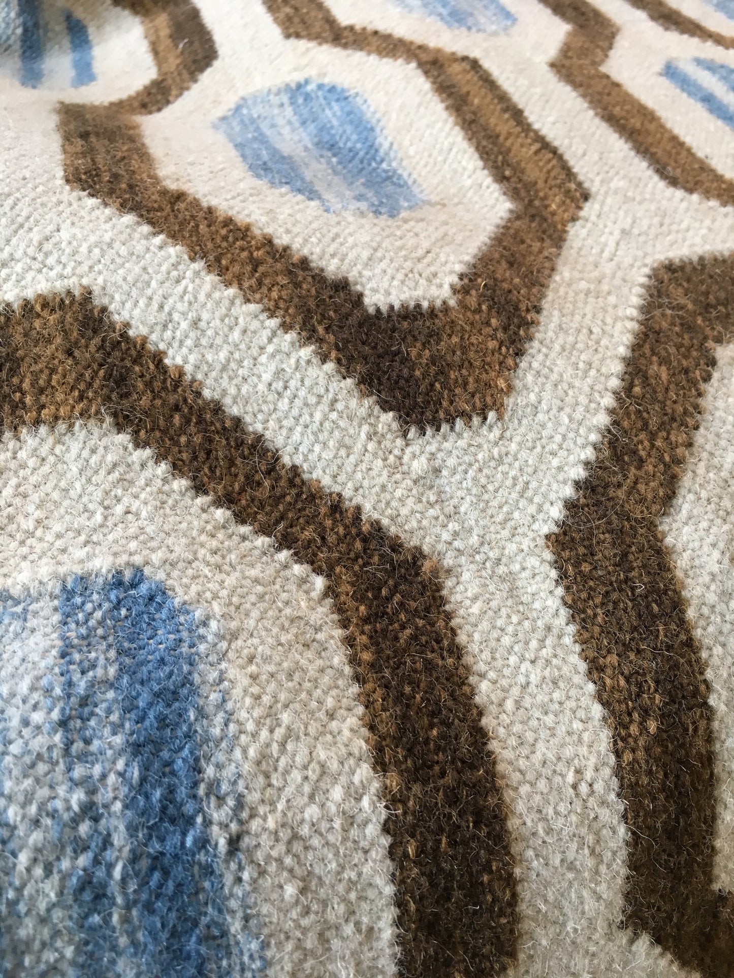 Miro Blue Brown
