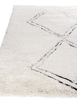 Moroccan 3853 White Black