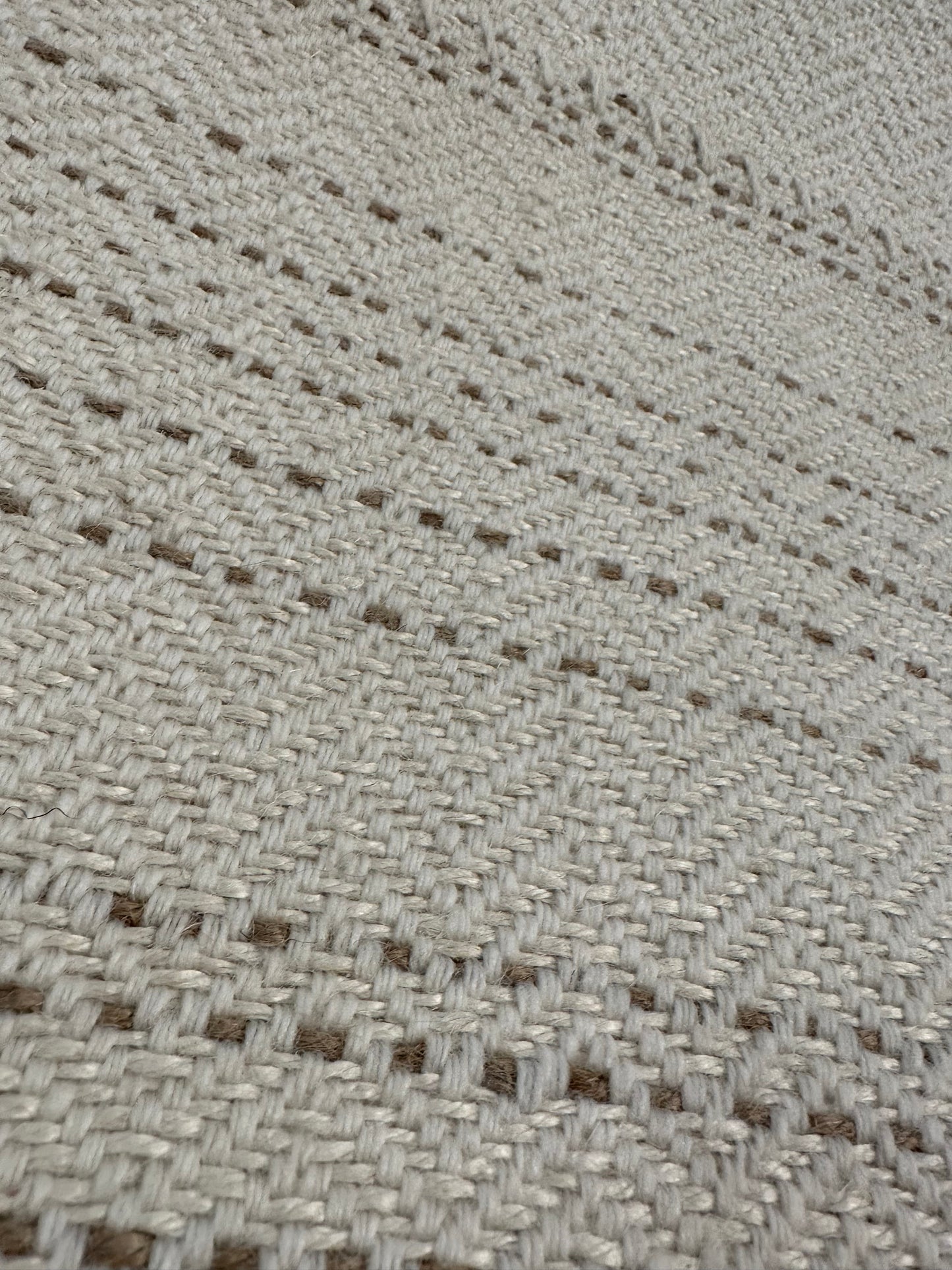 Trento 620 Ivory