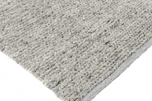 Luaryn Cable Knit 3863
